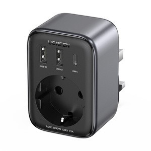 Adapter podróżny EU na UK UGREEN CD314 2xUSB-A, 1xUSB-C 15261