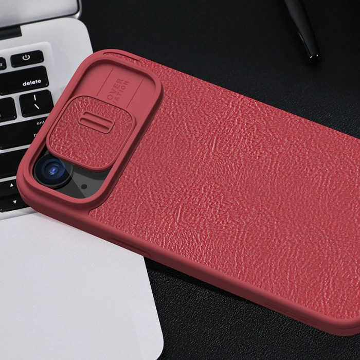 Skórzane etui z klapką osłoną aparatu do iPhone 15 Plus Nillkin Qin Pro Leather - brązowe