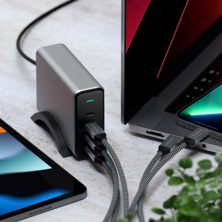 Satechi GaN Charger 165W - ładowarka sieciowa 165W, 4x USB-C