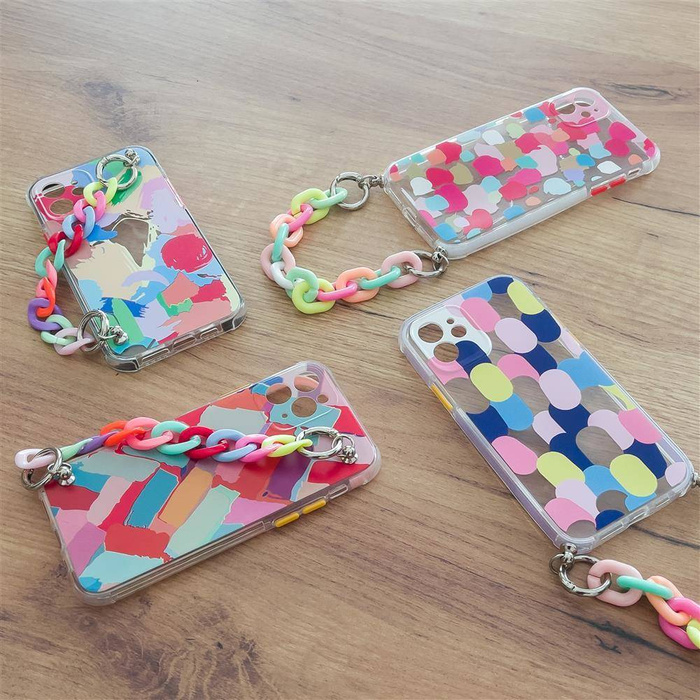 Color Chain Case żelowe elastyczne etui z łańcuchem łańcuszkiem zawieszką do iPhone 13 Pro Max wielokolorowy (4)