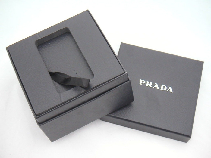 Pudełko Prada CD, Kabel