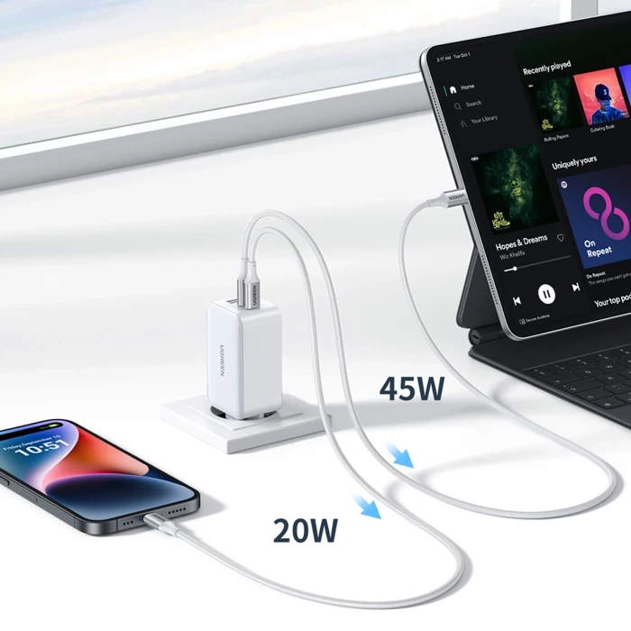 Ładowarka sieciowa UGREEN 15339 Nexode, 2xUSB-C, USB-A 3.0, PD3.0, QC4.0, GaN, 65W (biała)