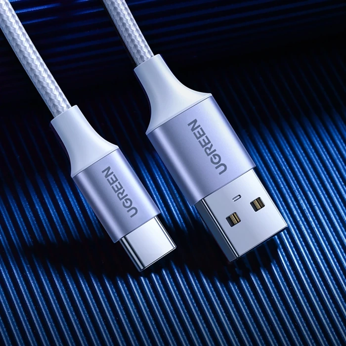 Niklowany kabel USB-C QC3.0 UGREEN 1,5m z aluminiową wtyczką biały